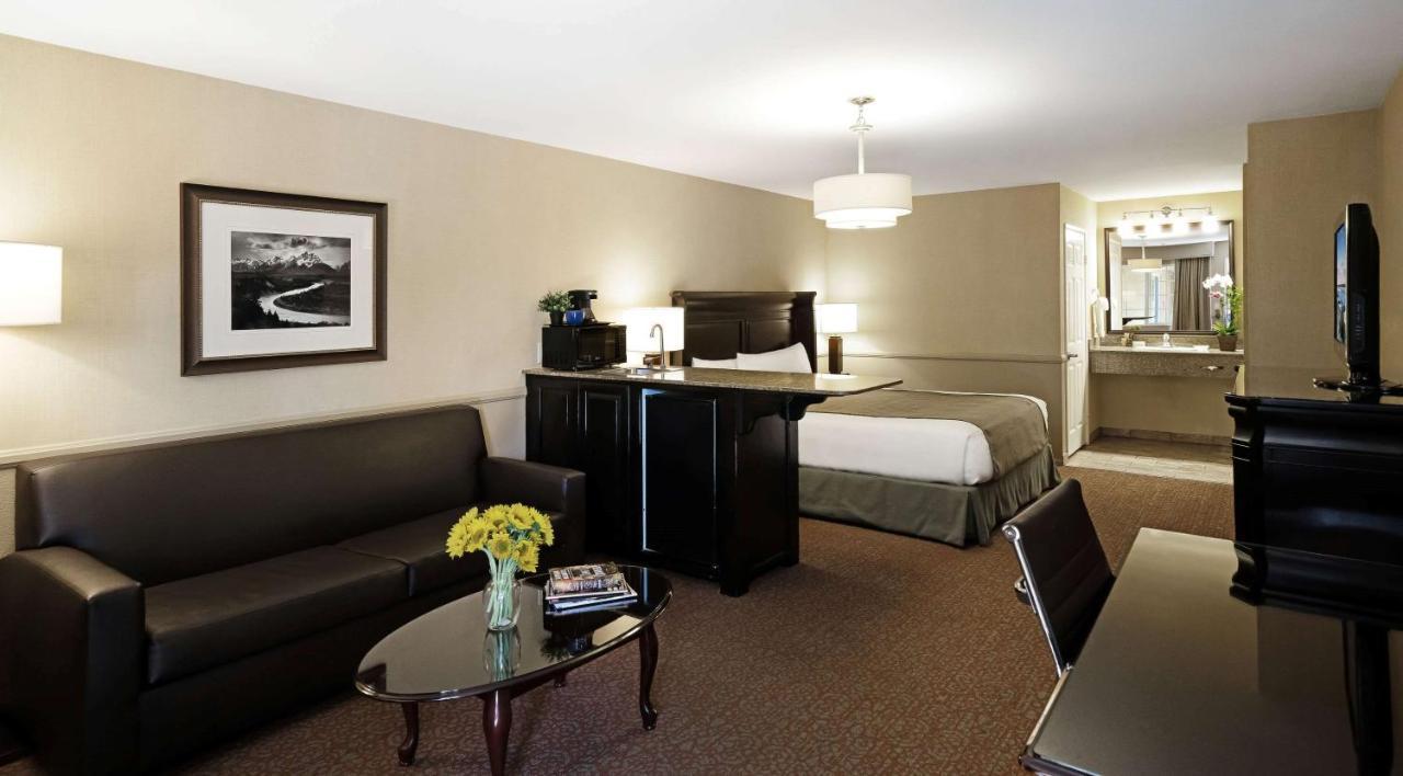 Best Western Corona Hotel & Suites Exterior foto