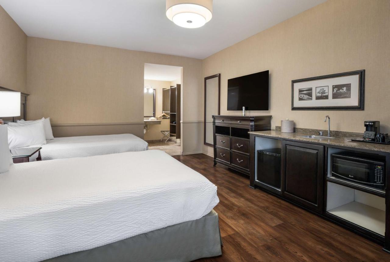 Best Western Corona Hotel & Suites Exterior foto