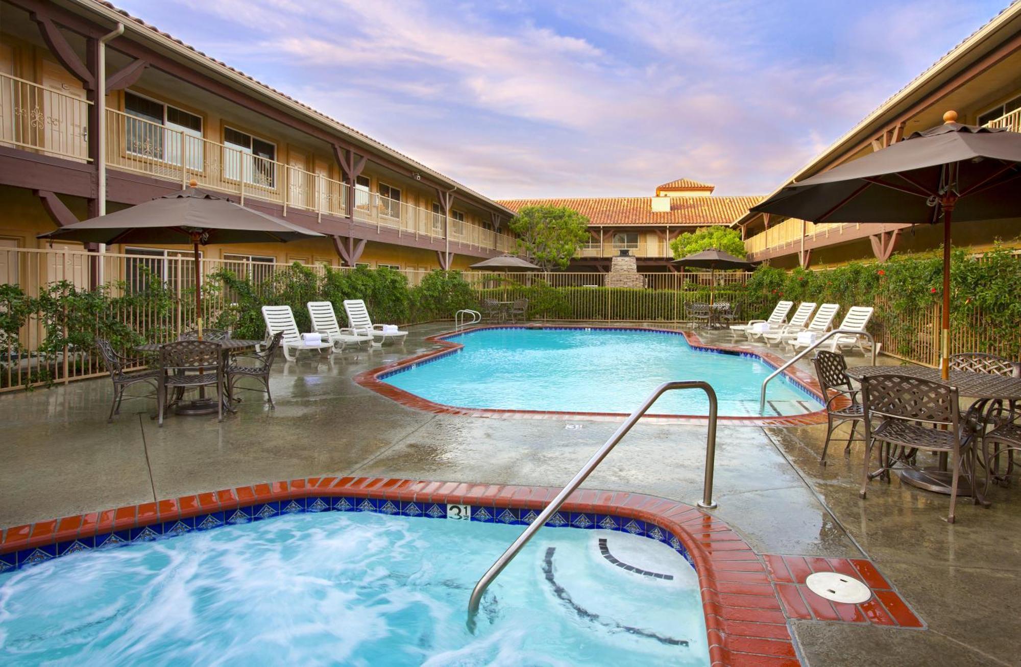 Best Western Corona Hotel & Suites Exterior foto